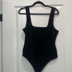 Good American Black Velvet Bodysuit